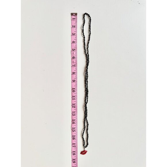 Unbranded 925 Sterling Silver Red Crystal Rhinestone Lips Pendant Necklace - Picture 9 of 10